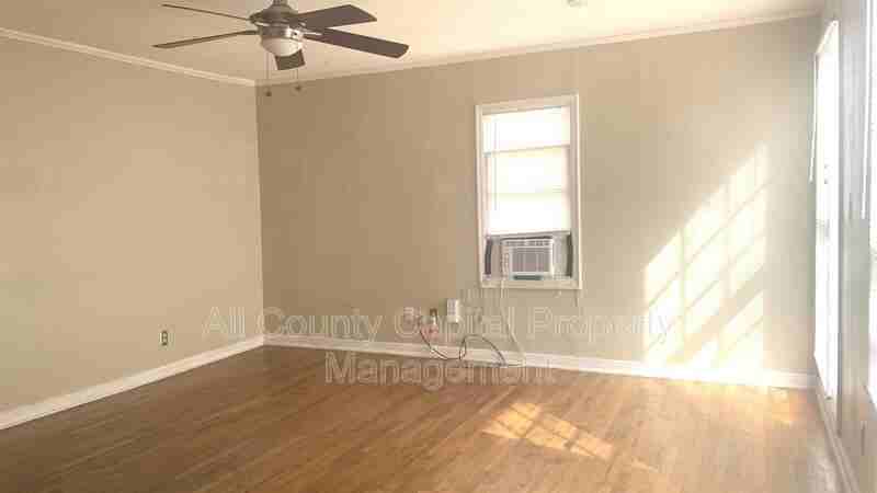 5210 Guadalupe St #5210 - Photo 4 of 19