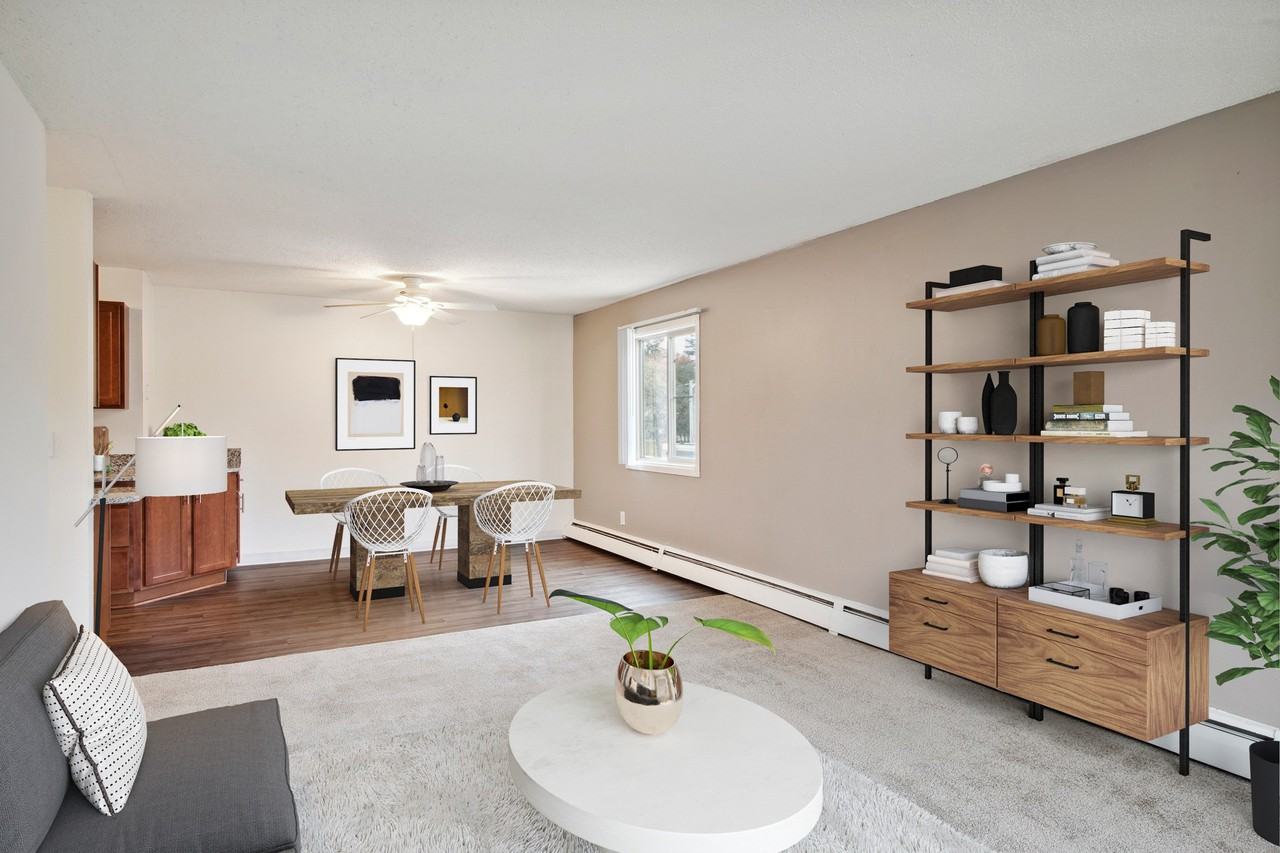 Minnehaha Manor - Photo 3 of 14