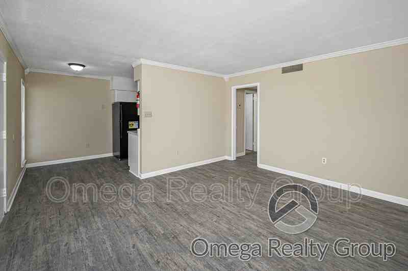 4724 S Court St #205 - Photo 7 of 23