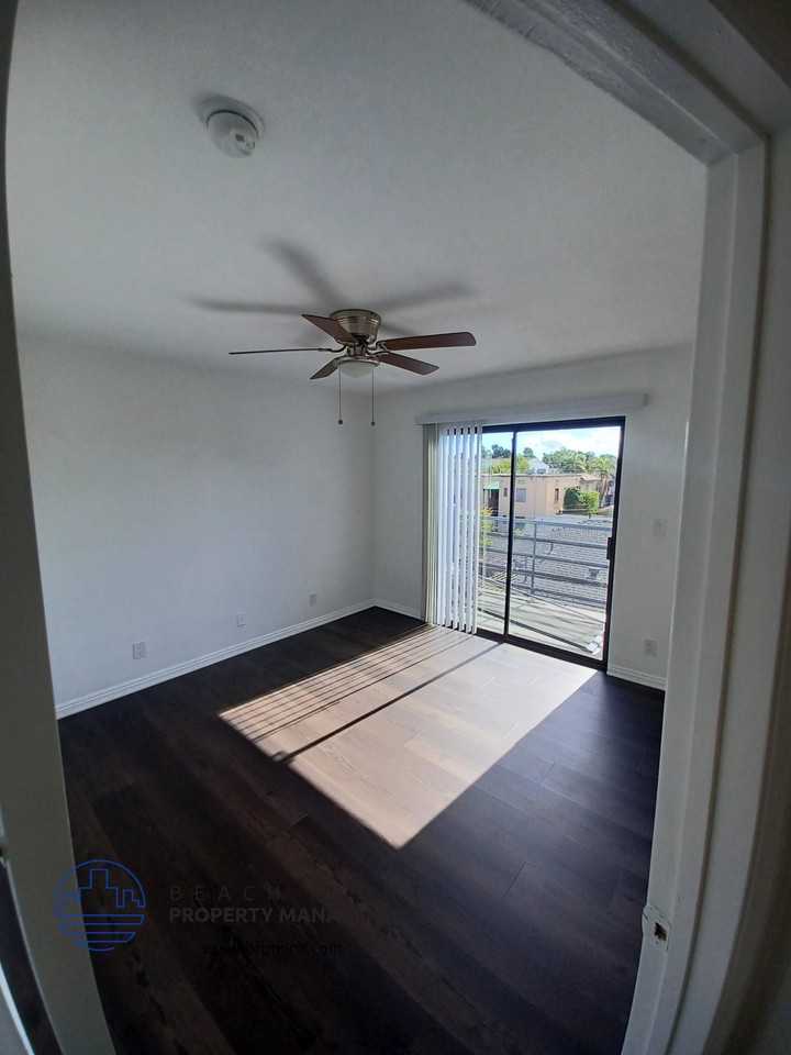 314 Hermosa Ave. - Photo 7 of 10