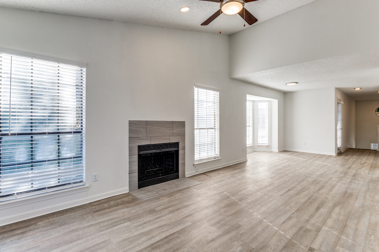 The Laney - Photo 7 of 31