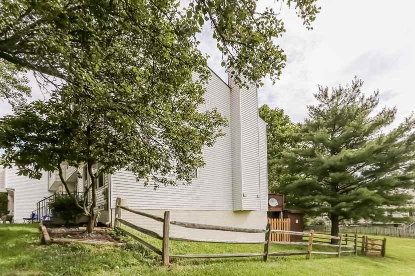 25019 Angela Ct - Photo 3 of 25