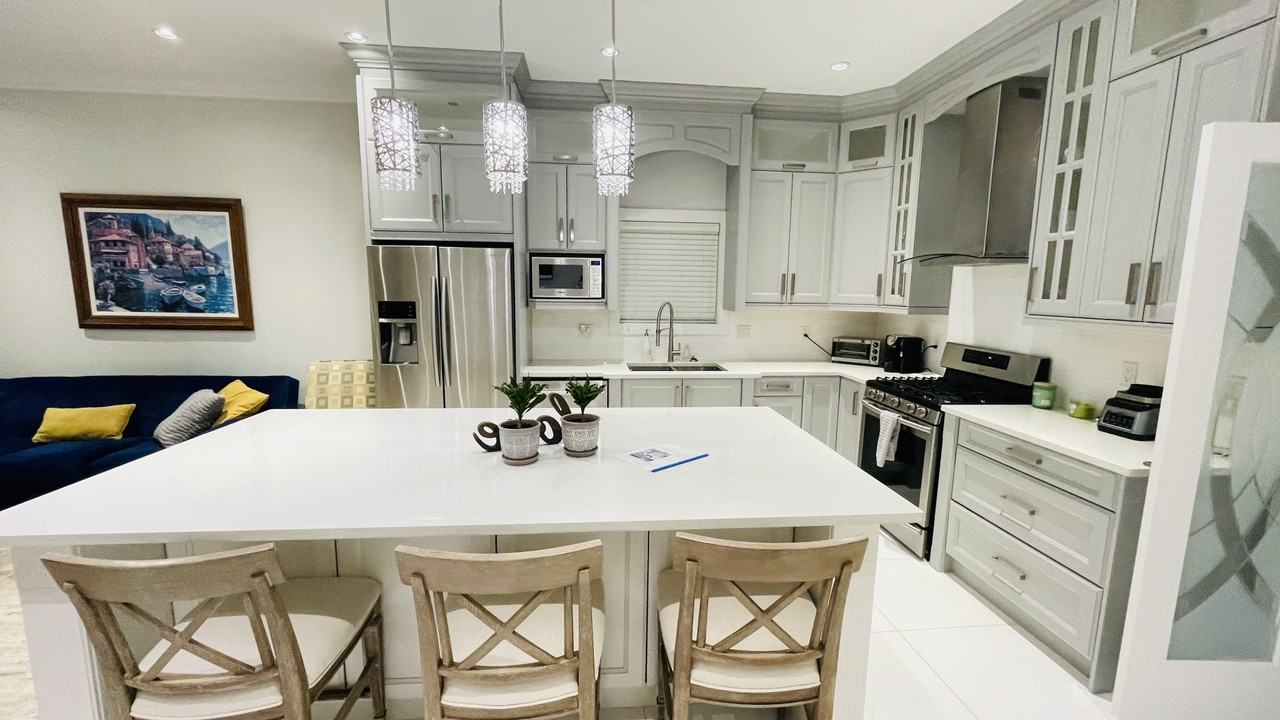 6963 Canada Way - Photo 2 of 12