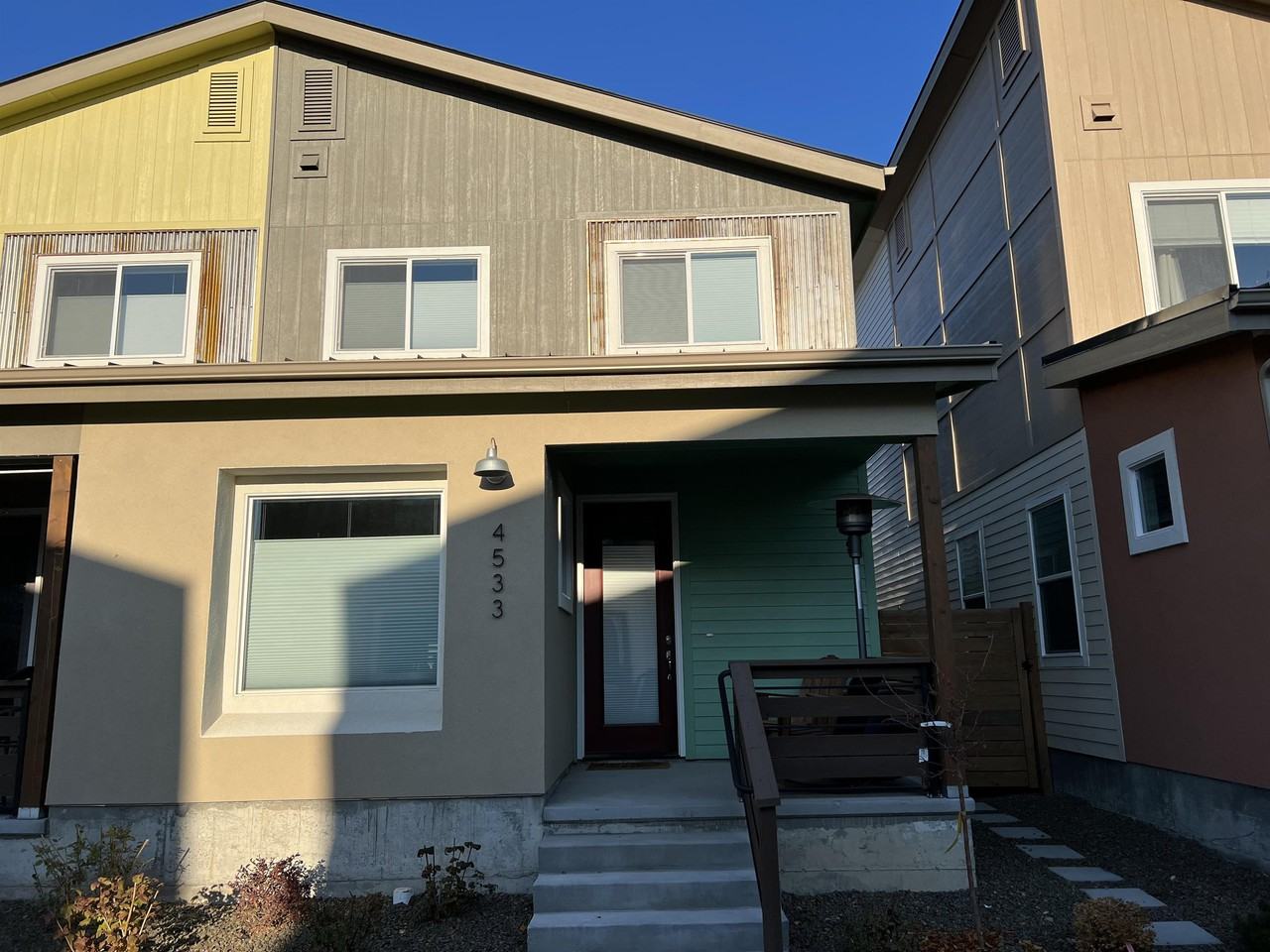 4533 N Freeride Ln #1