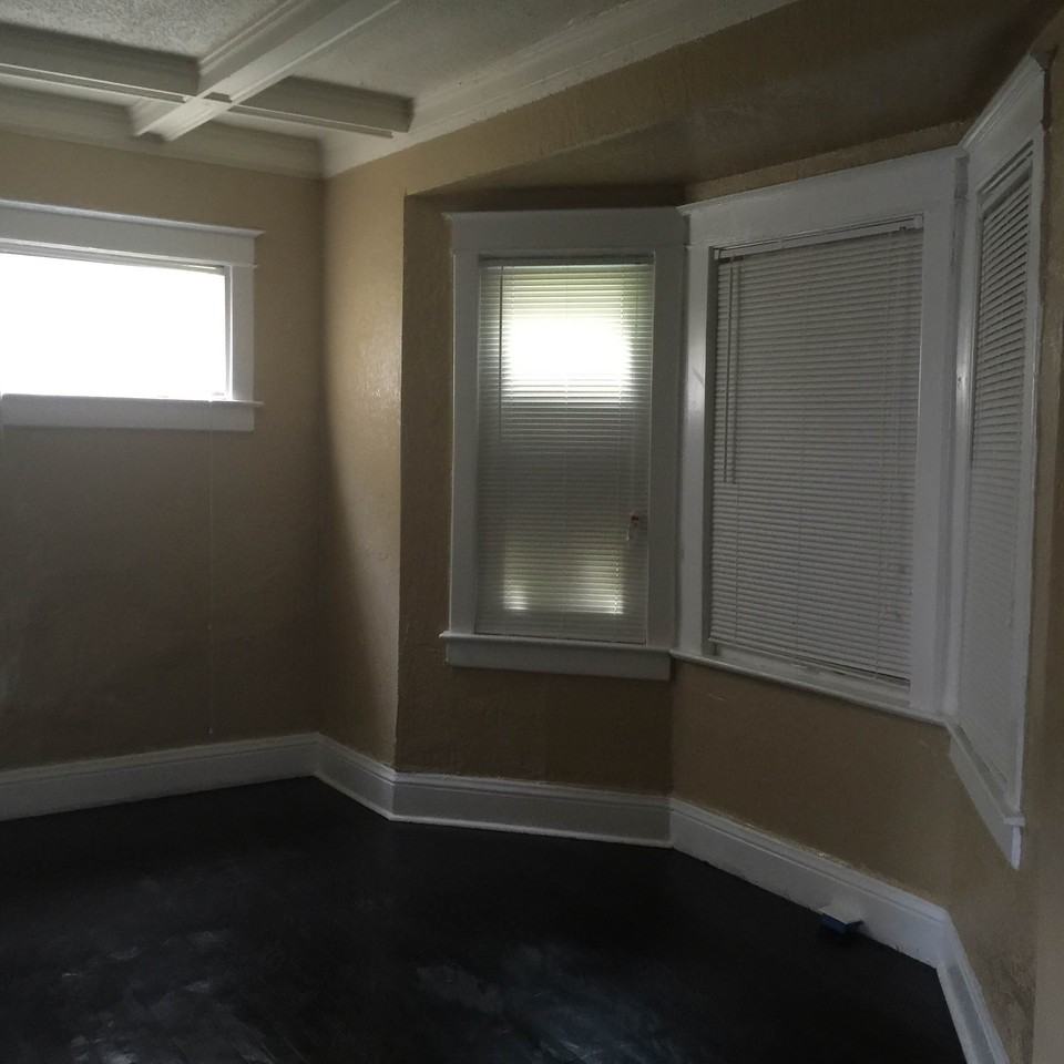 3639 Wabash Ave - Photo 3 of 8