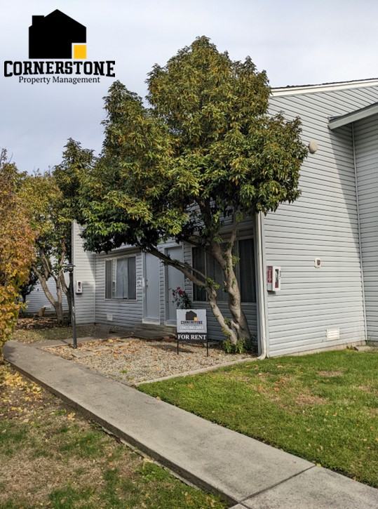 2000 Brookhurst St #1