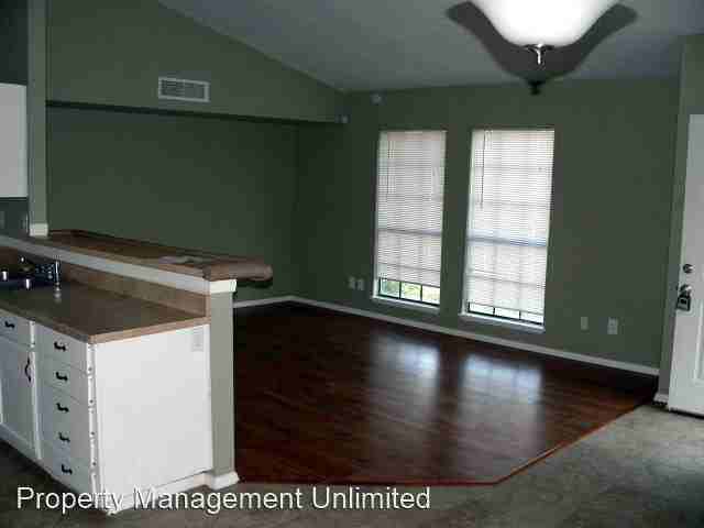 7205 Pineberry Rd - Photo 2 of 11