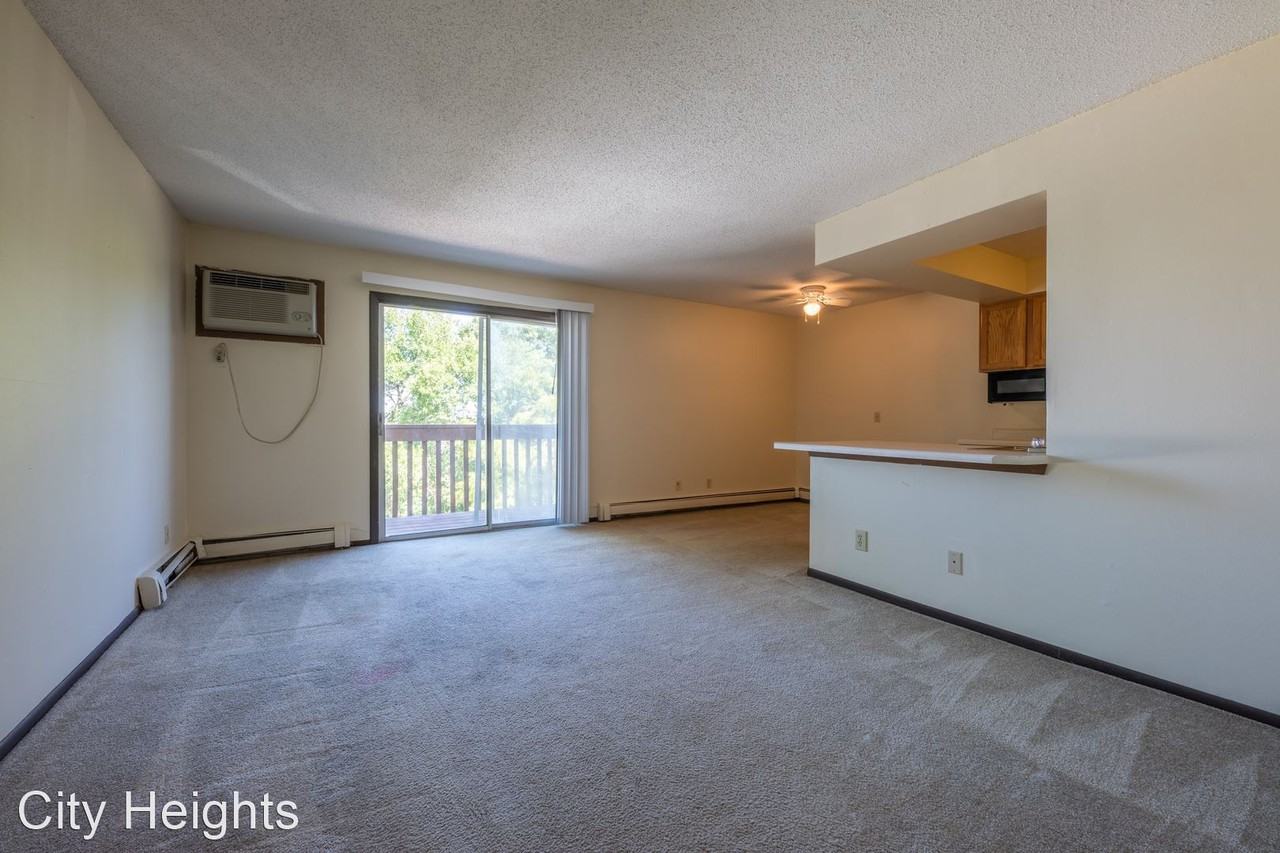 700 Monona Avenue - Photo 3 of 19