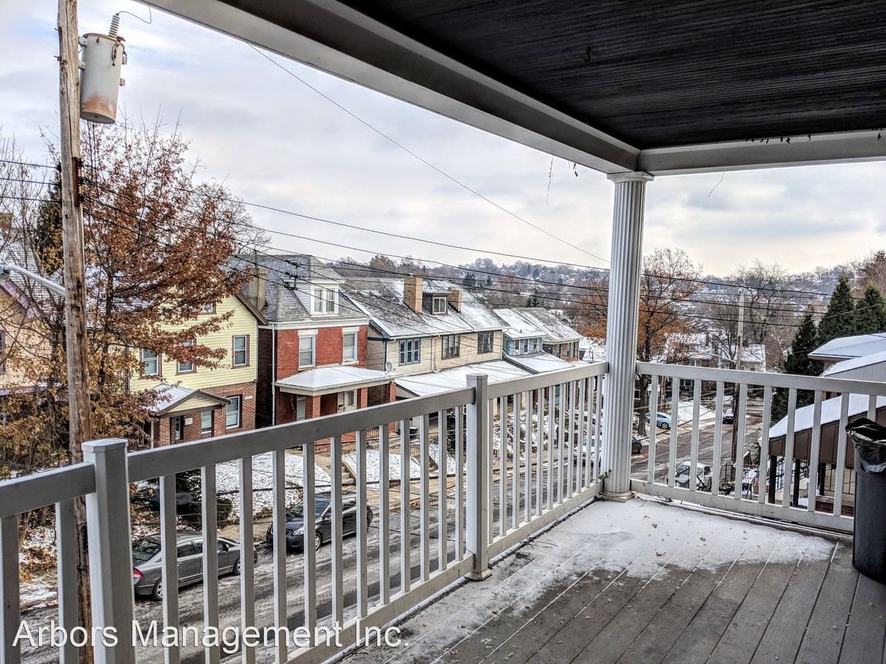 1026 Mirror St - Photo 2 of 19