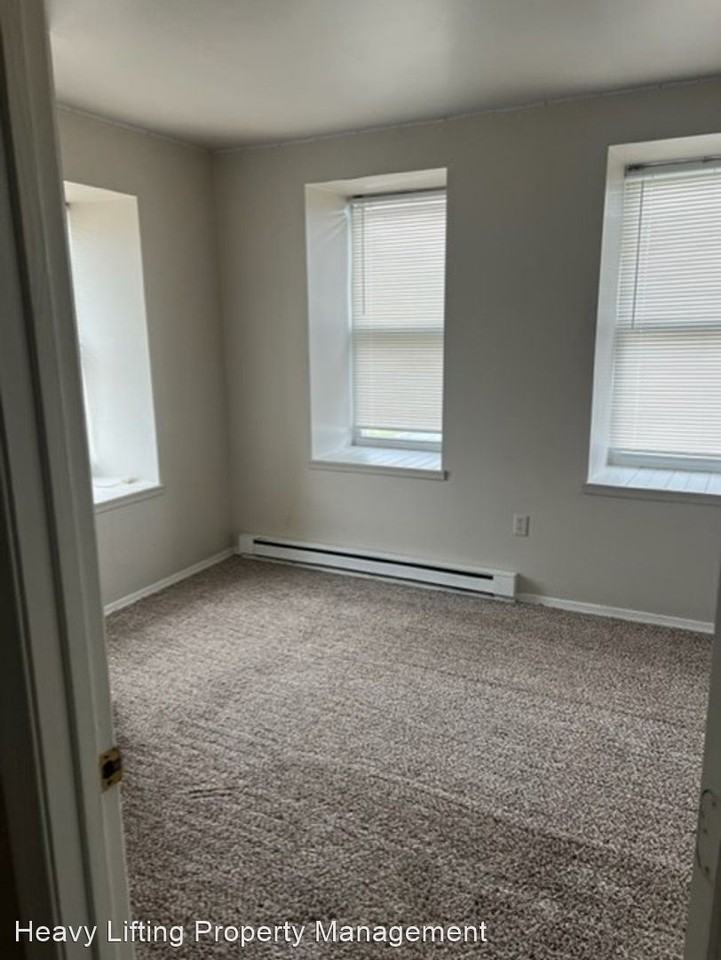 401-407 Red Mill Road - Photo 3 of 6