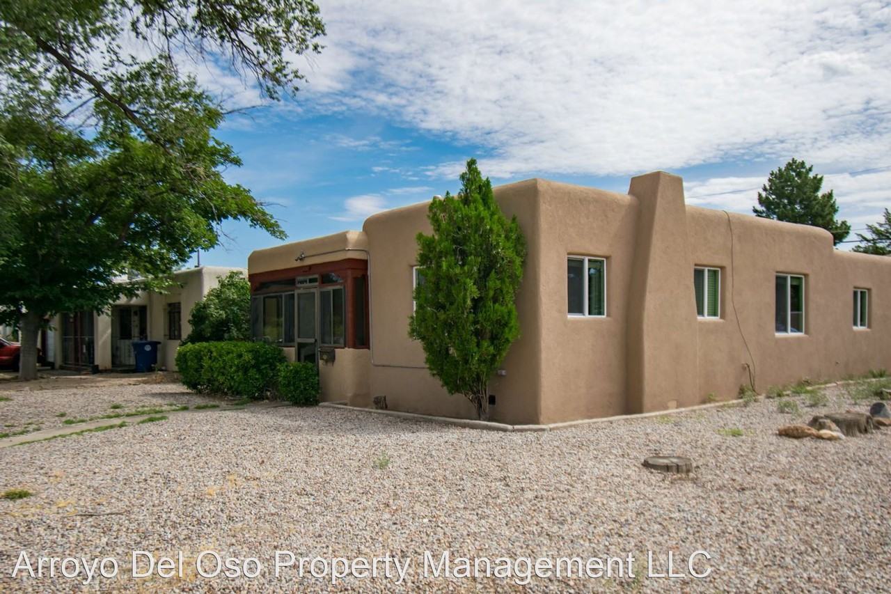 200 Cardenas Dr Ne - Photo 2 of 20