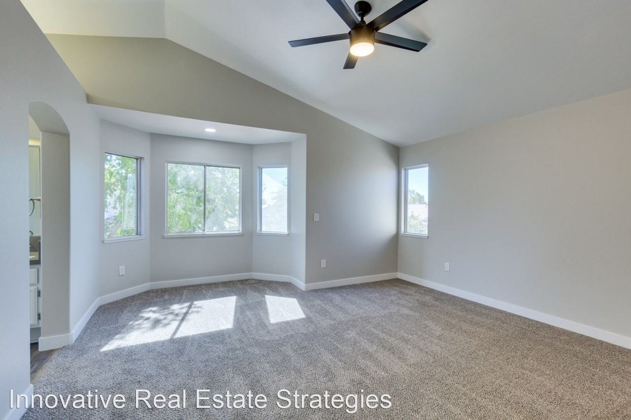4536 Vincente Ln - Photo 2 of 46