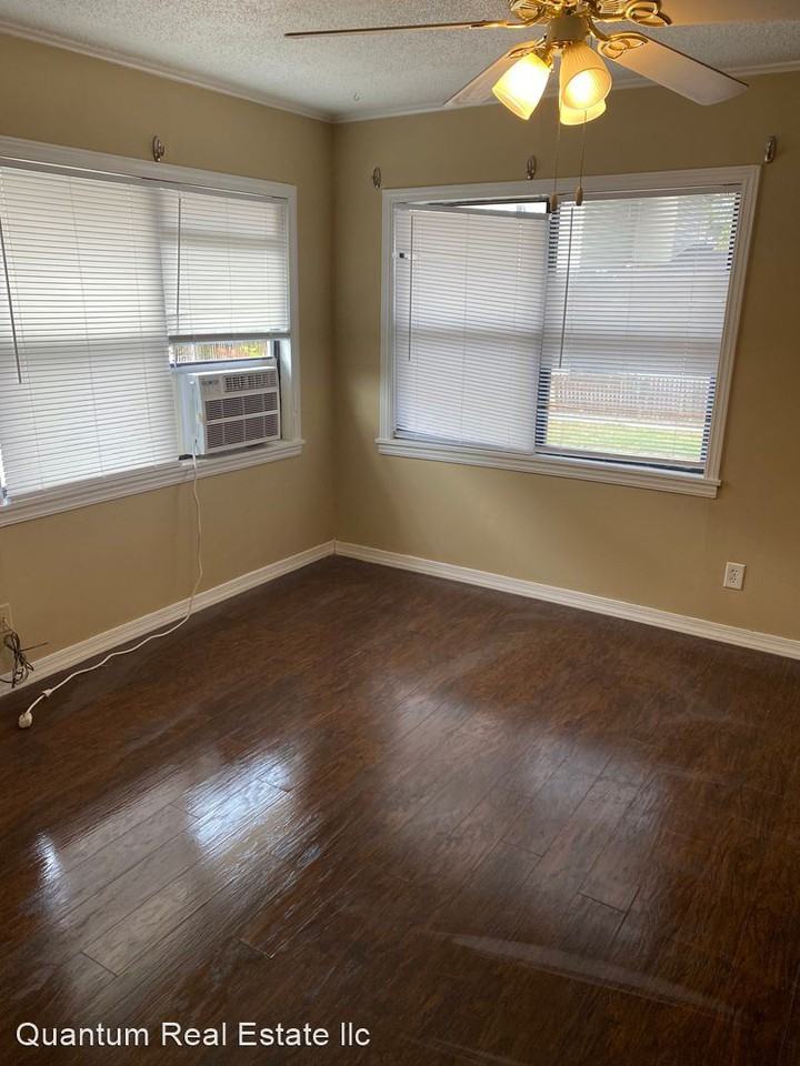 1410 SOUTH C STREET - Photo 2 of 5