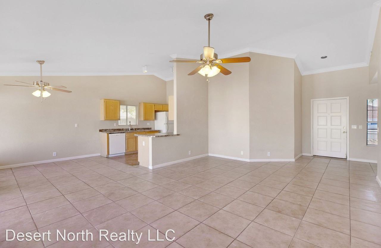 1052 W Paseo Way - Photo 2 of 22