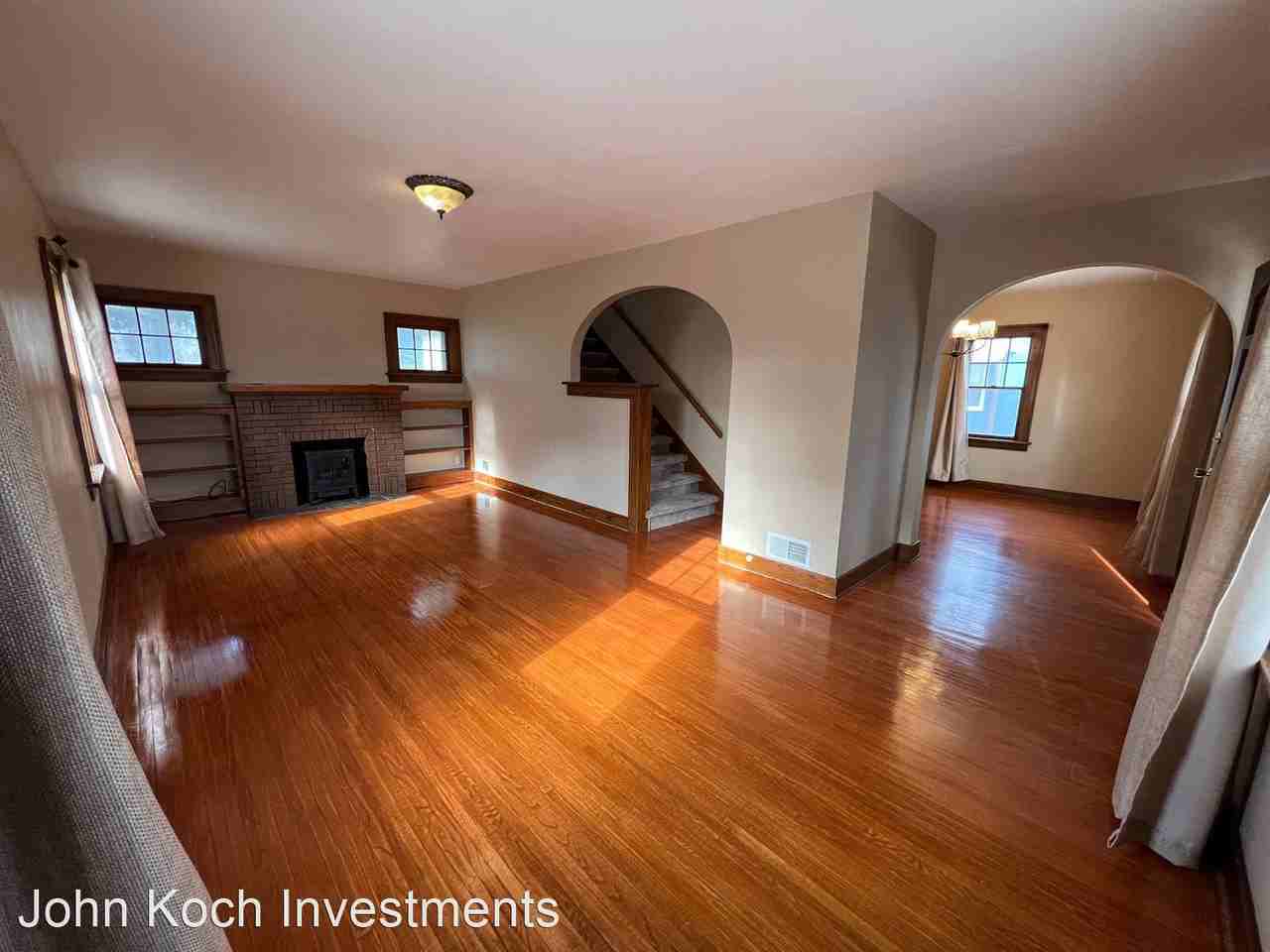 811 S Menlo Ave - Photo 2 of 44