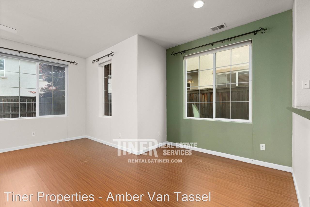 8401 Roseto Rd - Photo 2 of 24