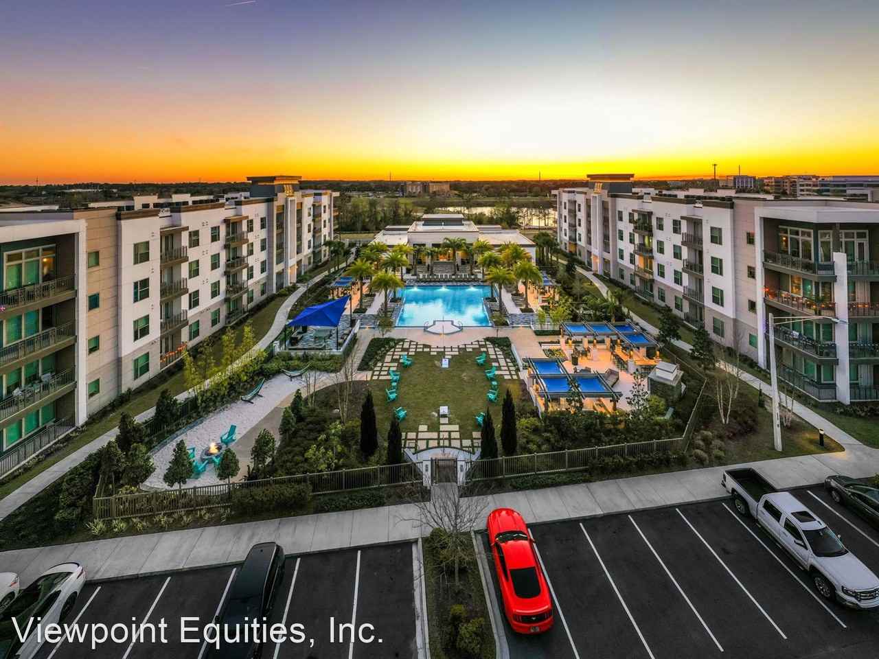 SUR Southside Quarter - Photo 3 of 50