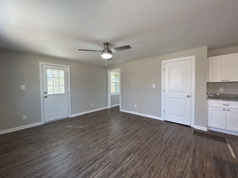 300 Dayton Rd - Photo 2 of 18