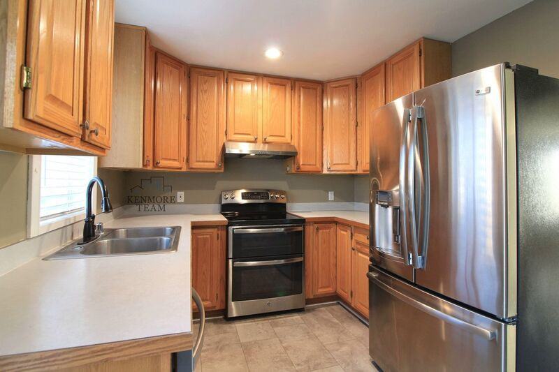 1521 12th St - Photo 2 of 11