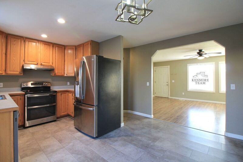 1521 12th St - Photo 3 of 11