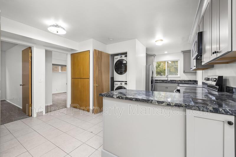 627 S Brg #B - Photo 5 of 19
