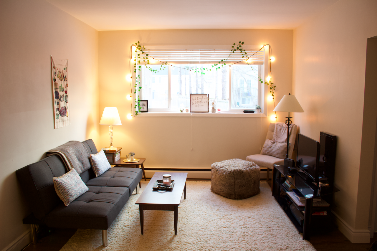 8 Vine St. AllInclusive Apartments 8 Vine Street 15, Kingston, ON