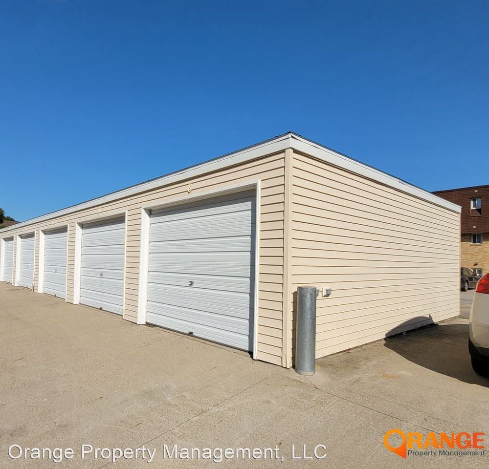 3024 9 1/2 St N - Photo 2 of 14