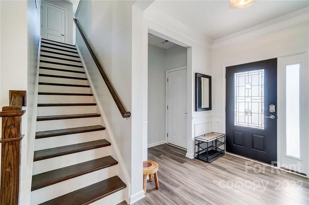 3015 Dindle Dr - Photo 2 of 26