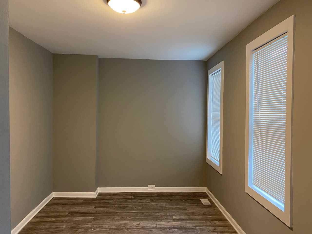 2922 Grantley Avenue - Photo 6 of 11