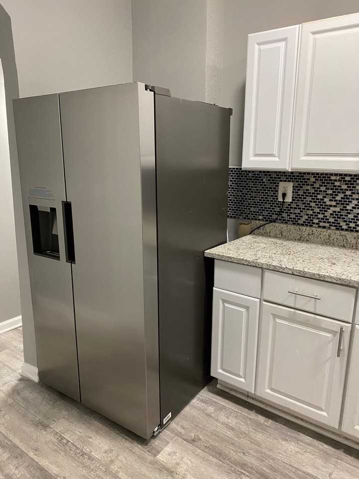 2922 Grantley Avenue - Photo 4 of 11