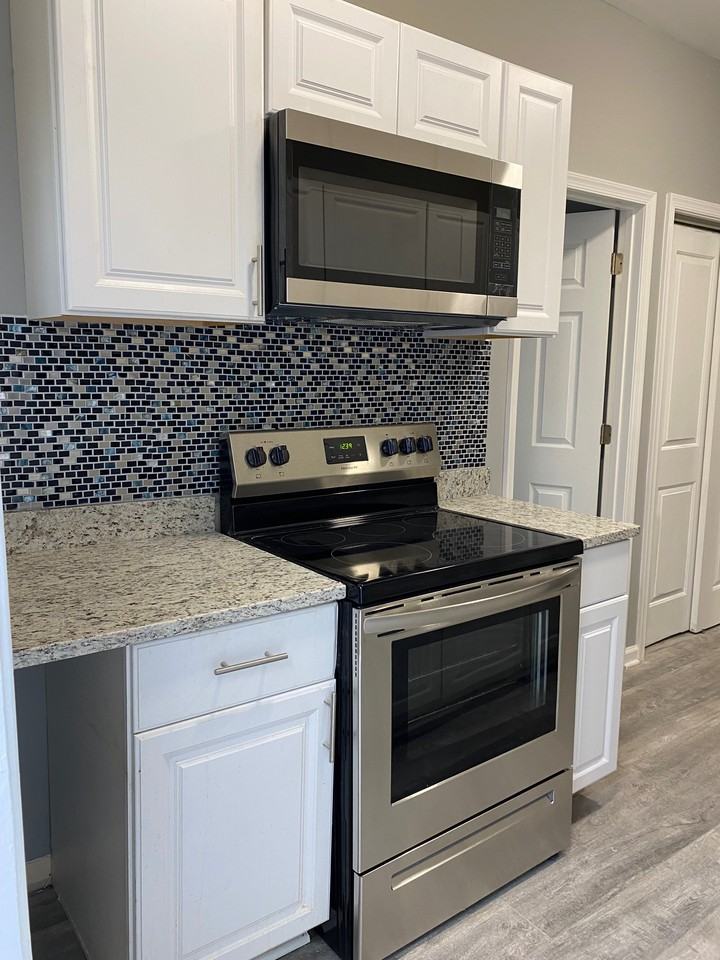 2922 Grantley Avenue - Photo 2 of 11