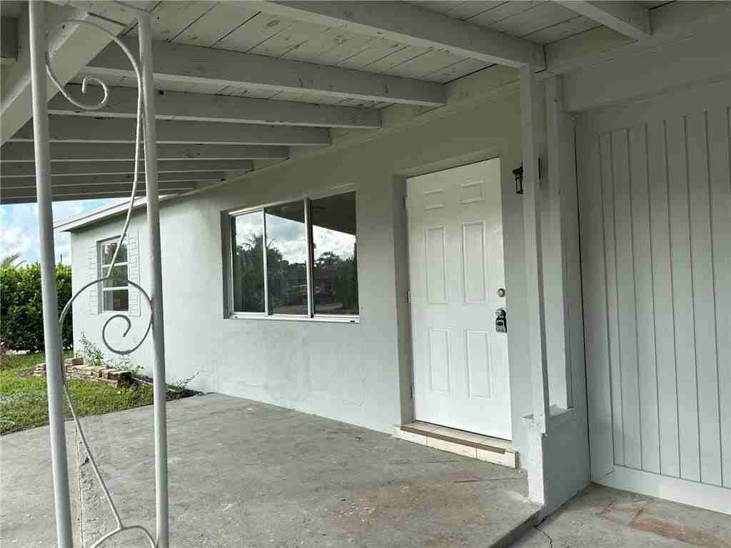 2131 Sw 42nd Ter #2131 - Photo 2 of 8
