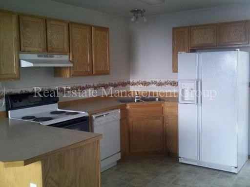 203 Heritage St #C - Photo 2 of 6