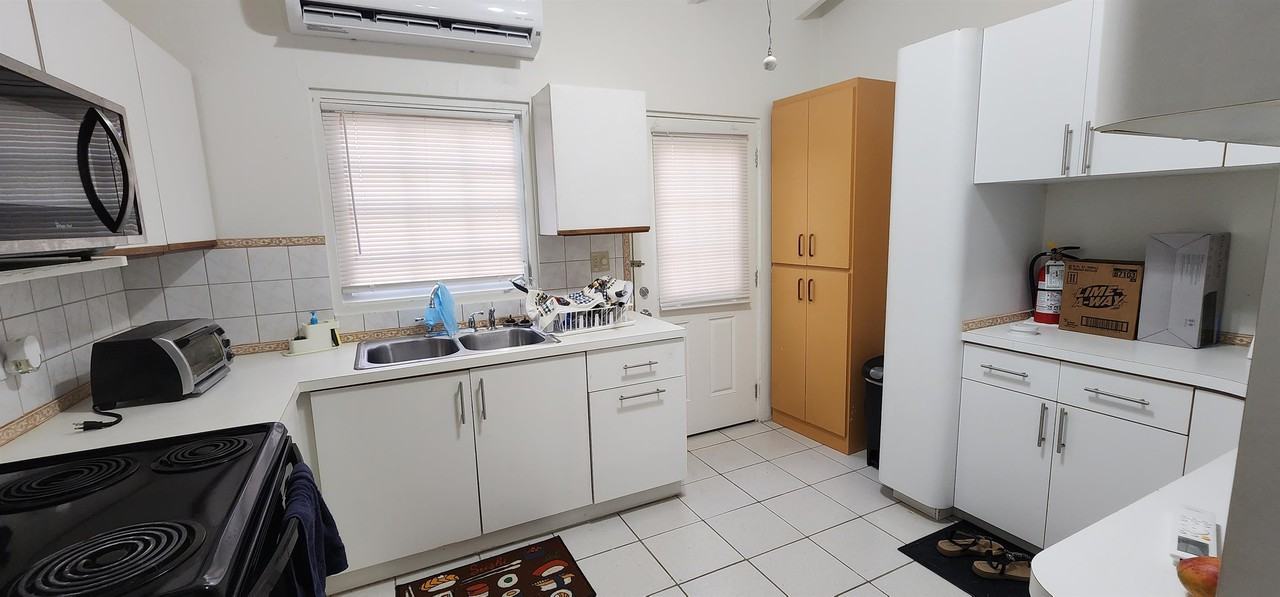 440 Blue Dolphin Dr #A - Photo 4 of 20