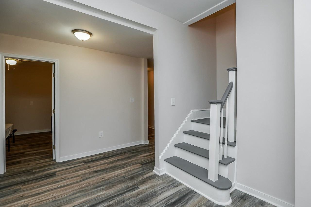 S West St - Photo 4 of 15