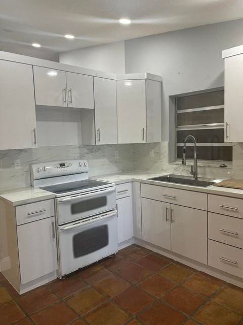 19823 Nw 64th Pl - Photo 2 of 8