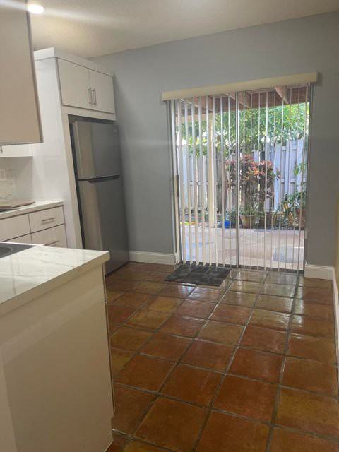 19823 Nw 64th Pl - Photo 3 of 8