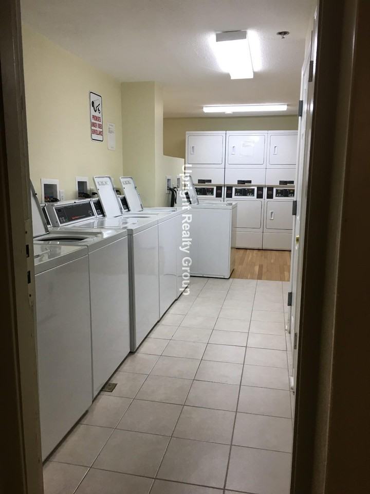 Saint Joseph St #604 - Photo 6 of 7