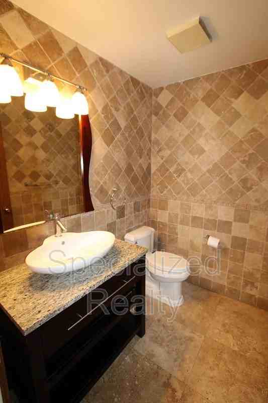 3694 Berwick Dr - Photo 5 of 25