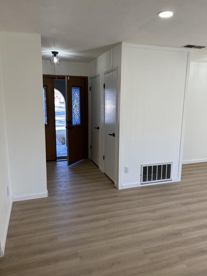 7085 Lynnetree Way #1 - Photo 2 of 19