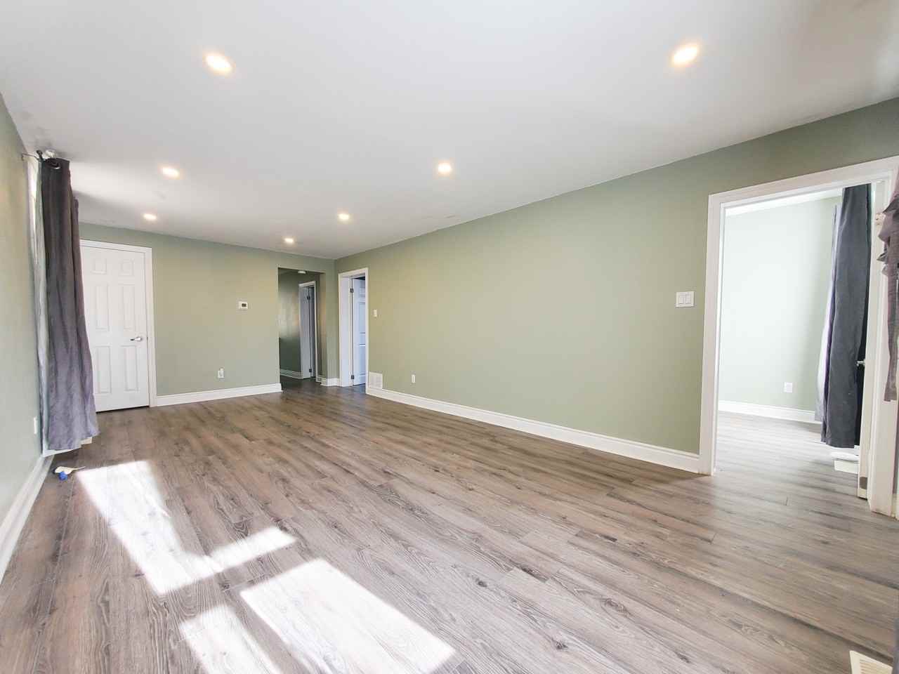 1383 Cannon Street East - Photo 2 of 14