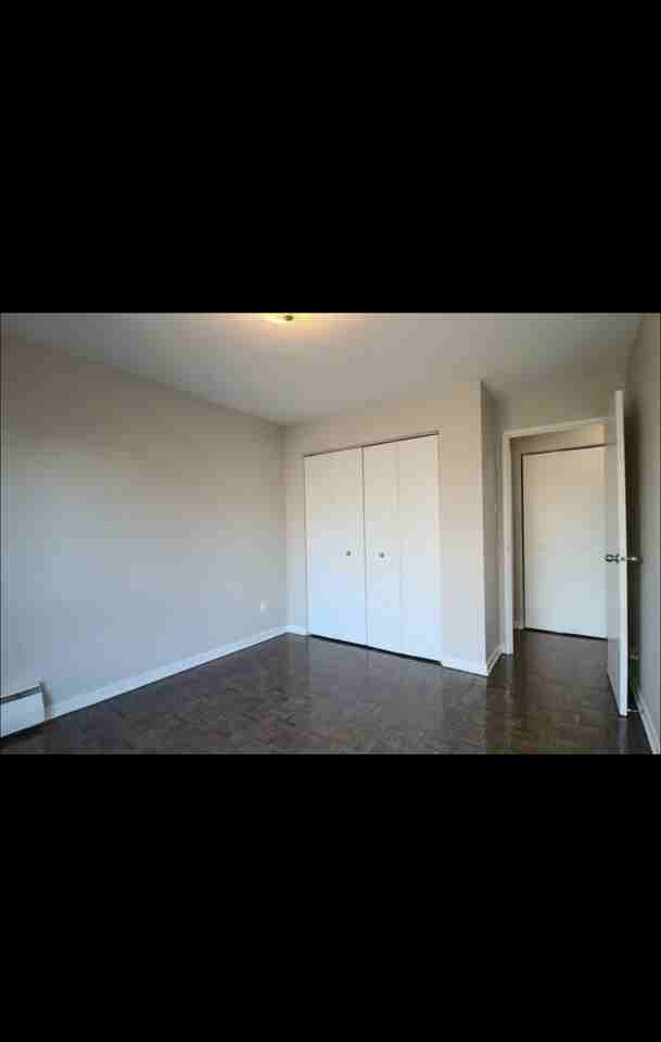 474 Wilbrod St - Photo 3 of 9