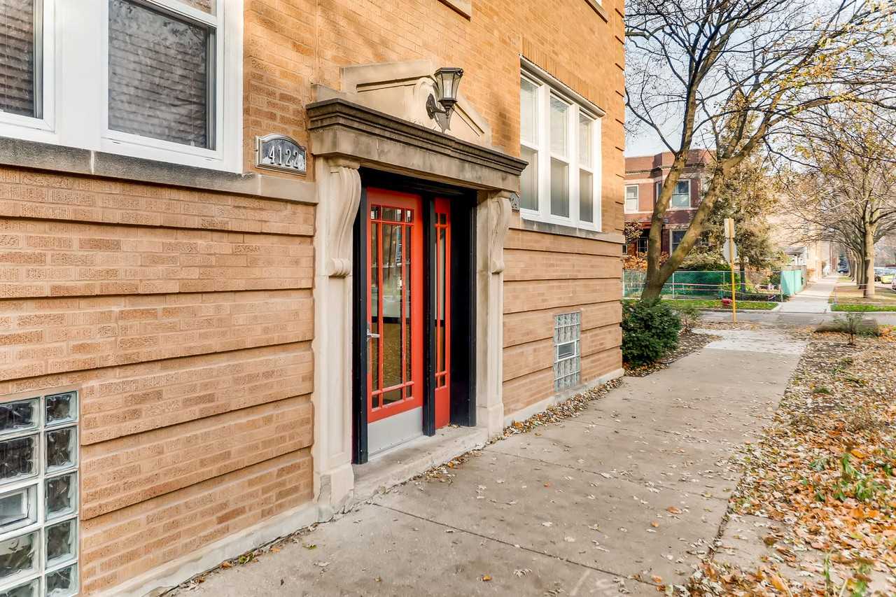 4122 North Spaulding Avenue #3 - Photo 2 of 11