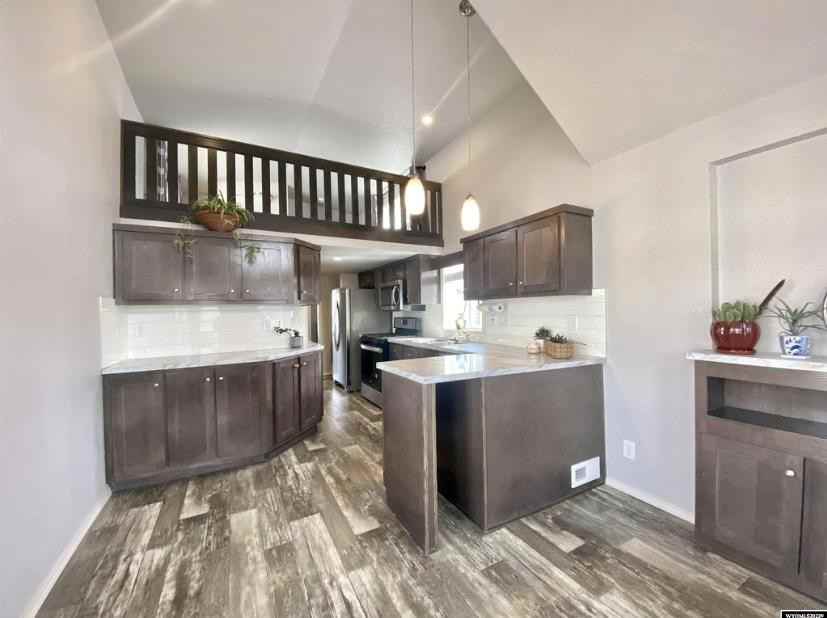 400 S 1st St #2 - Photo 5 of 16
