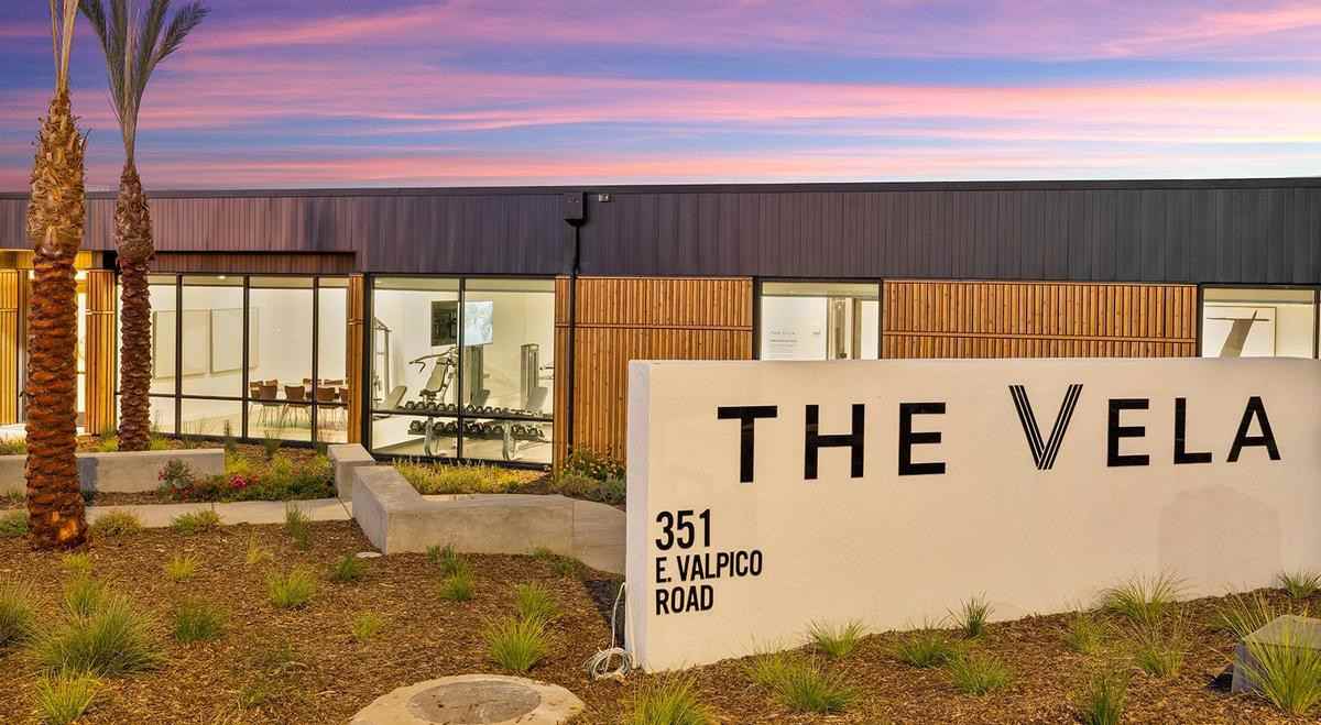 351 E Valpico Rd - Photo 5 of 25