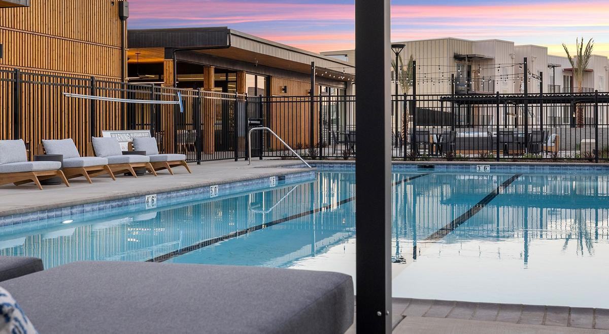 351 E Valpico Rd - Photo 2 of 25