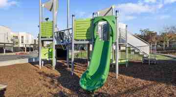 featured image of 351 East Street