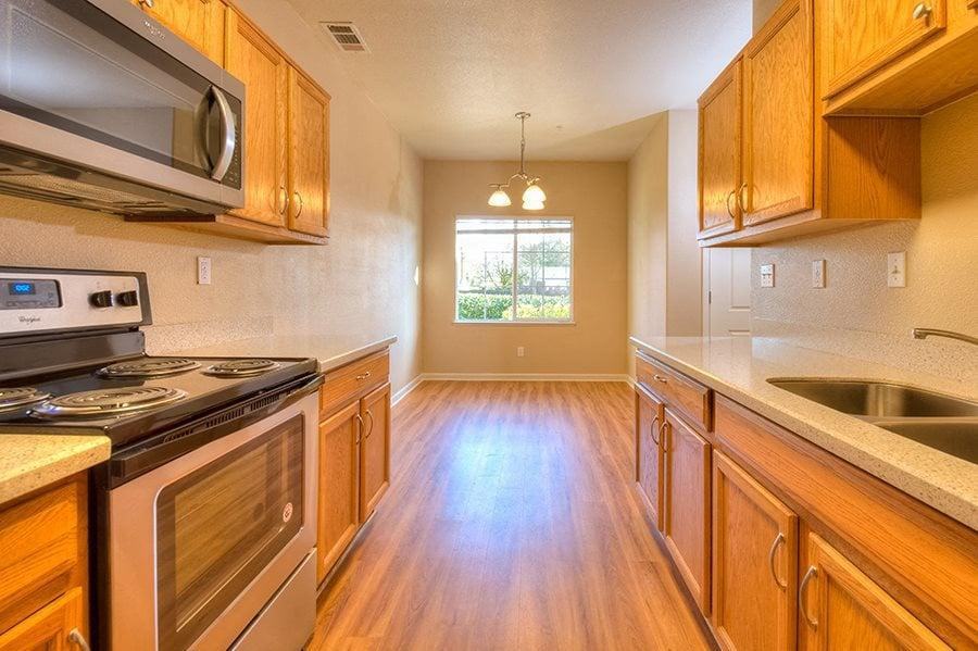 1802 F St - Photo 6 of 18