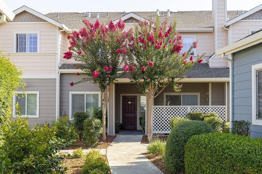 1802 F St - Photo 2 of 18