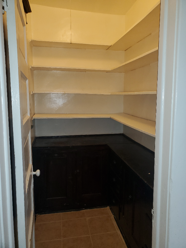 11921 S Lowe Ave #2 - Photo 3 of 8